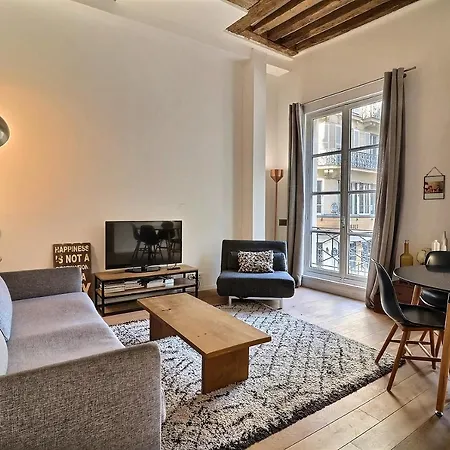 1st - Beautiful - Chatelet District *